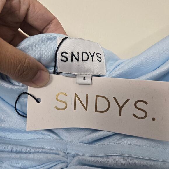 NEW Revolve SNDYS Madrid Maxi Dress Size L Light Blue Off the Shoulder Event - Picture 5 of 10